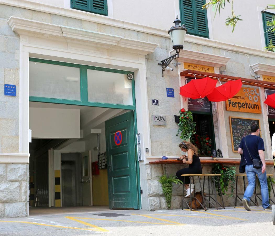Luxury Apts Leone Split Centre Exterior photo
